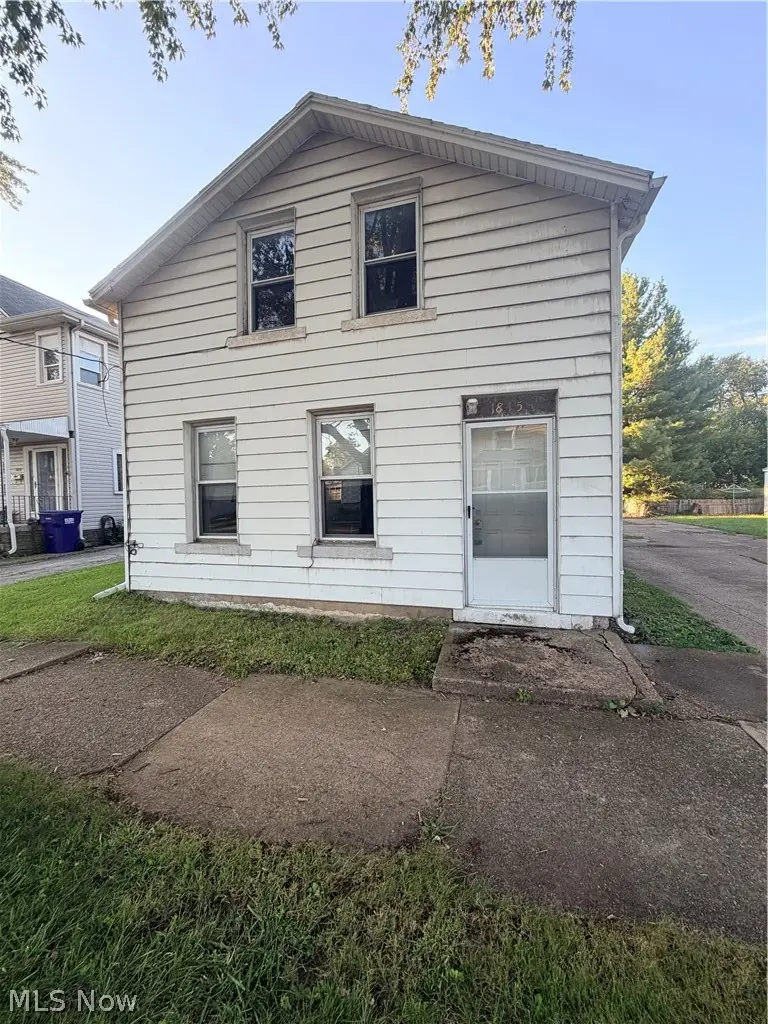 1815 W Monroe Street, Sandusky, OH 44870 - #1