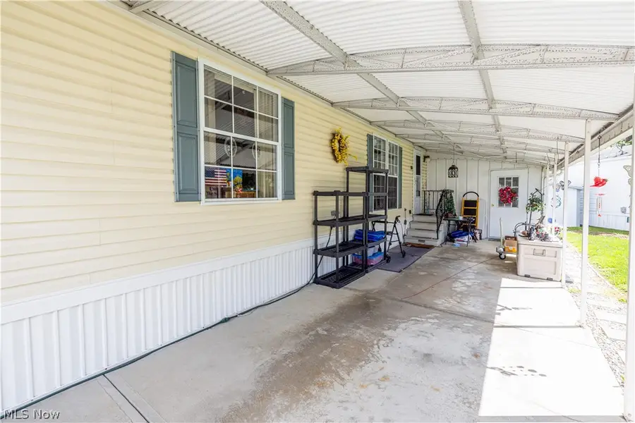 4 Sunrise Boulevard, Olmsted, OH 44138 - #2