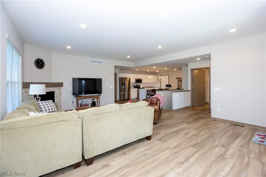 1813 Blackberry Lane, Orrville, OH 44667 - #3