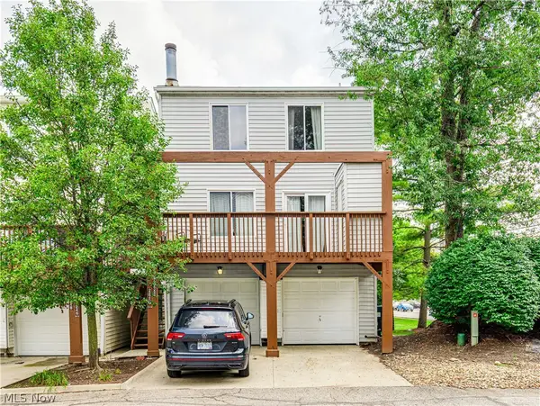 22252 Center Ridge Road, Rocky River, OH 44116