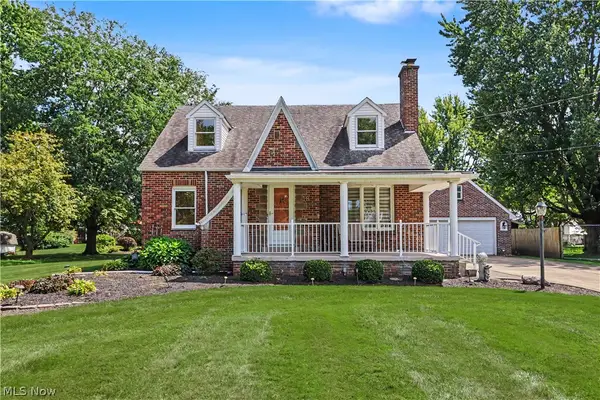 18 W Maxwell Drive, Shelby, OH 44875