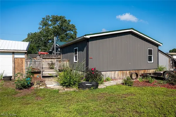 2577 S 7th Street, Coshocton, OH 43812