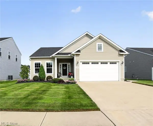 6598 High Perch Drive, North Ridgeville, OH 44039