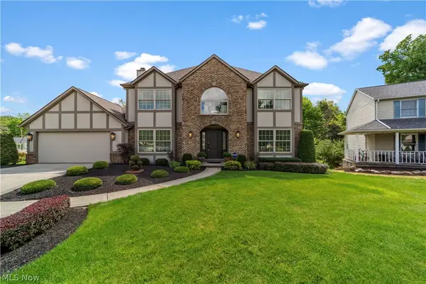 10187 Versailles Drive, Strongsville, OH 44136