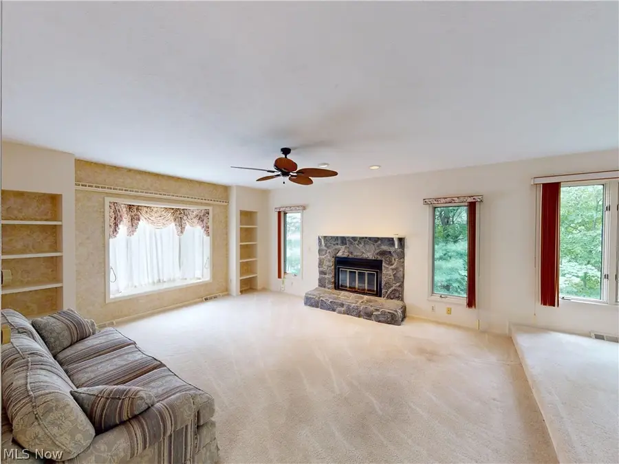 6038 Walden Court, Mentor, OH 44060 - #2