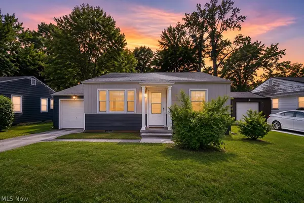 2326 Greenvale Road, Cleveland, OH 44121