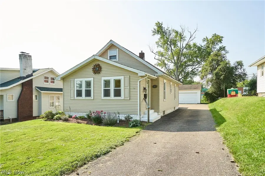 1622 31st Ne Street, Canton, OH 44714 - #2