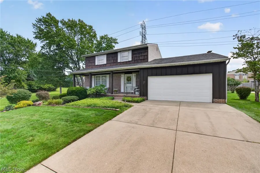 1030 48th Nw Street, Canton, OH 44709 - #2