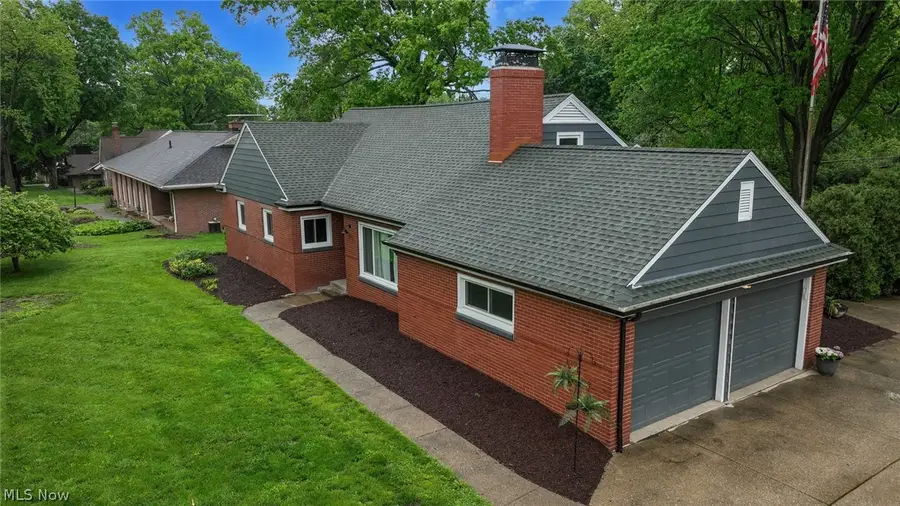 3021 Fulton Nw Drive, Canton, OH 44718 - #3