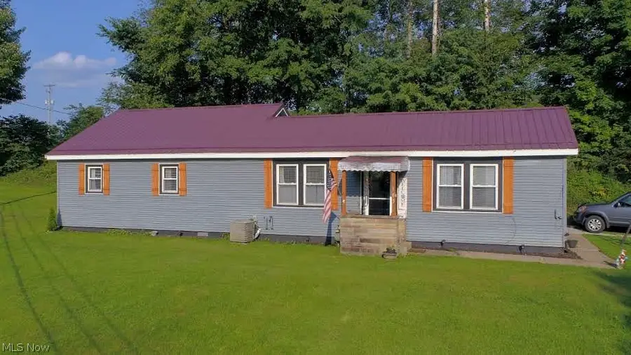 105 School Street, Killbuck, OH 44637 - #3