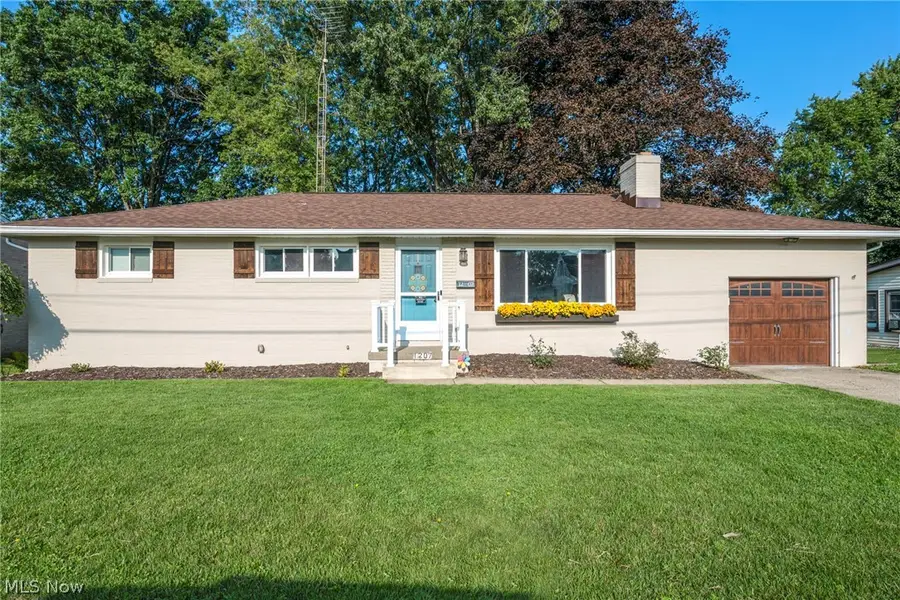 1207 Clinton Se Avenue, North Canton, OH 44720 - #2