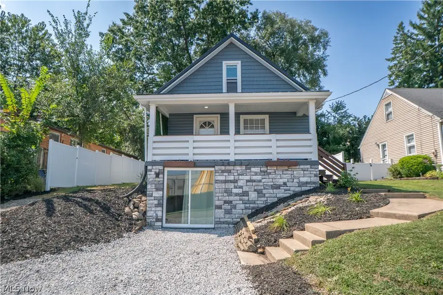 2413 Clearview Nw Avenue, Canton, OH 44708 - #2