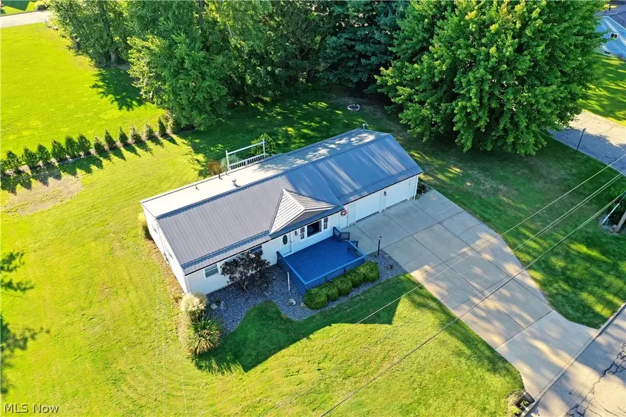 602 Cedar Drive, Cortland, OH 44410 - #3