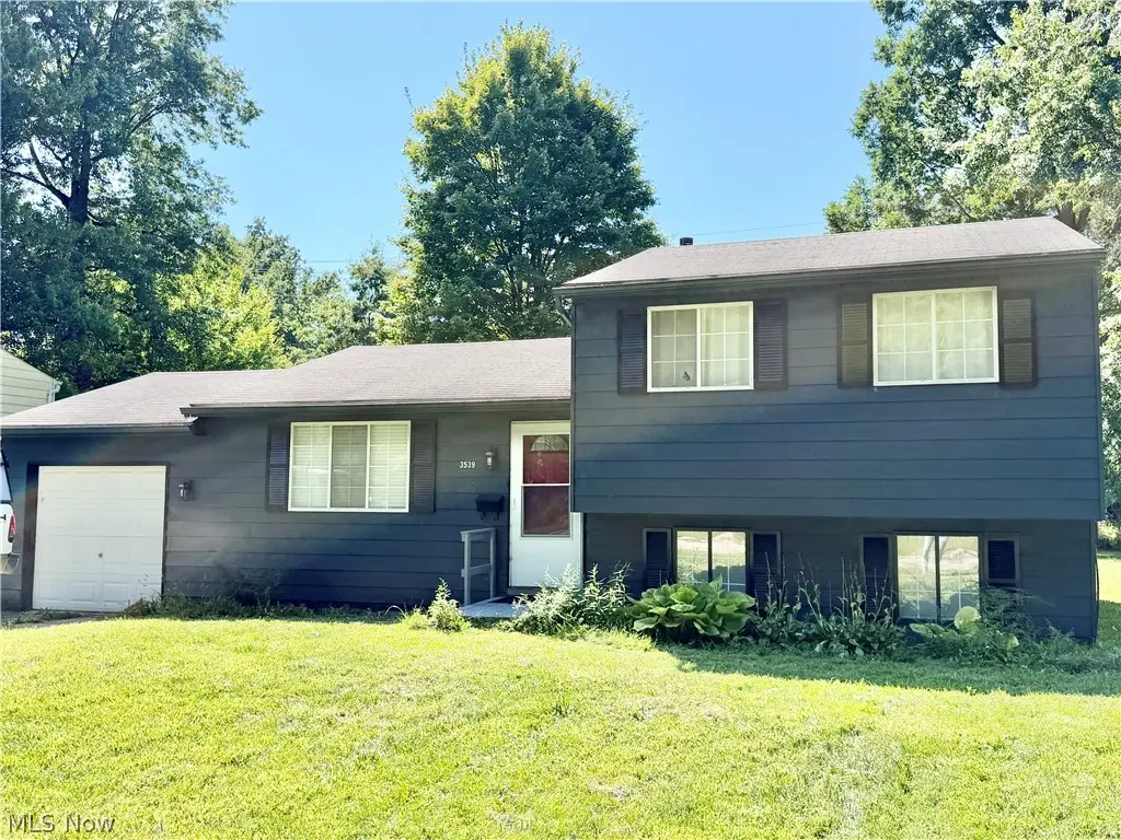 3539 Dunstan Nw Drive, Warren, OH 44485 - #1