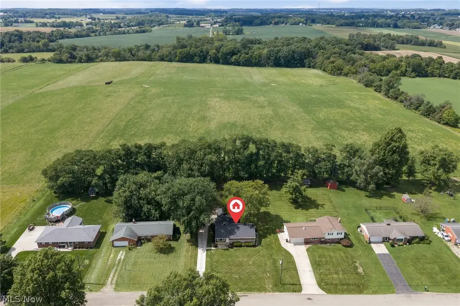 1375 Schrader Road, North Lawrence, OH 44666 - #2