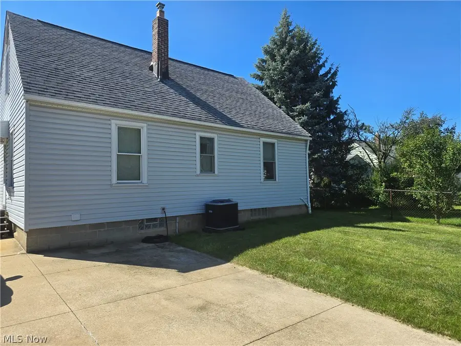 2783 9th Street, Cuyahoga Falls, OH 44221 - #3