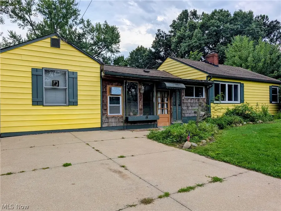 678 Shook Road, Akron, OH 44319 - #3
