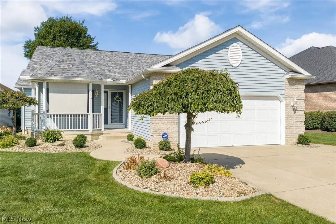 860 Arroyo Drive, Barberton, OH 44203 - #1