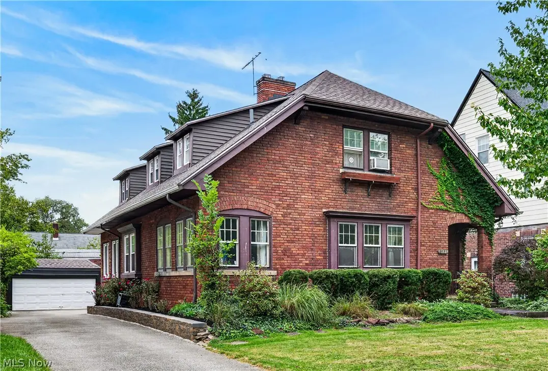 2596 Shaker Road, Cleveland Heights, OH 44118 - #1