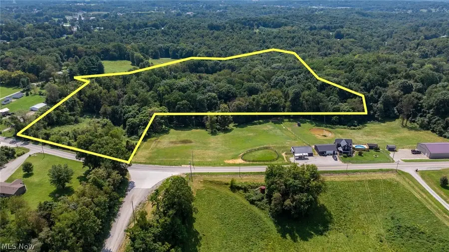 2220 Adamsville Road, Zanesville, OH 43701 - #2