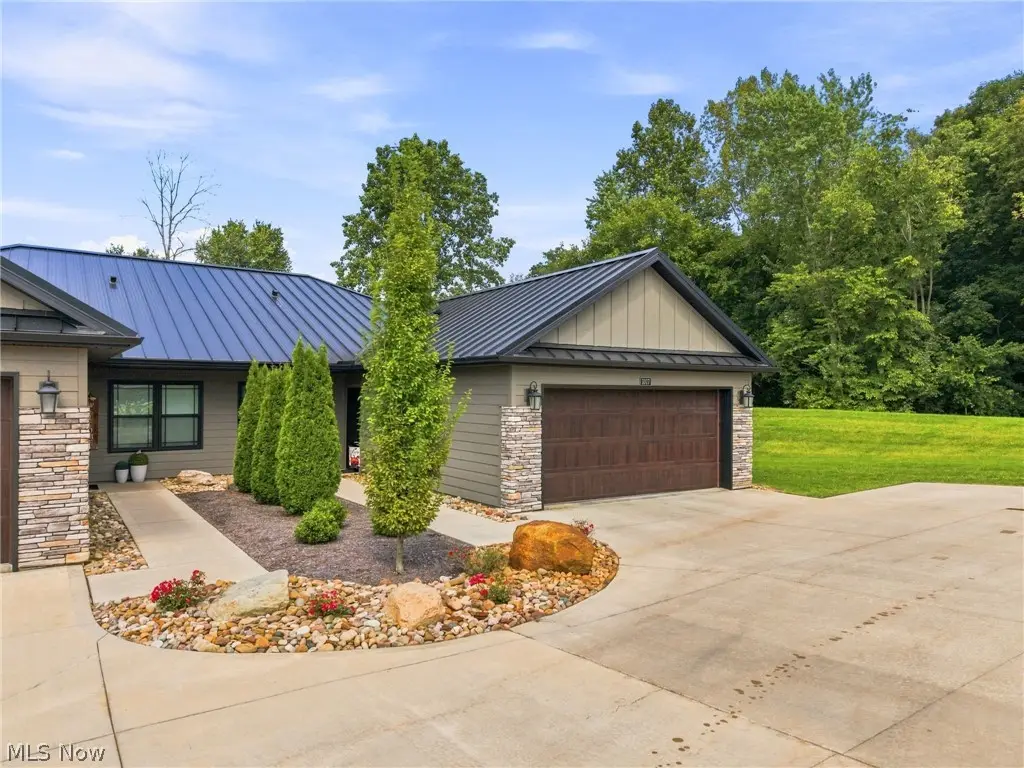 1017 Sycamore Lane, Millersburg, OH 44654 - #1