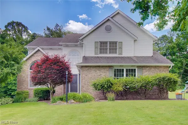 6094 Coppercove Nw Circle, North Canton, OH 44720