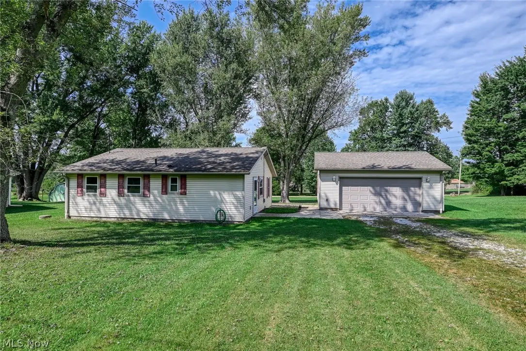 6503 Garrett Road, Ravenna, OH 44266 - #1