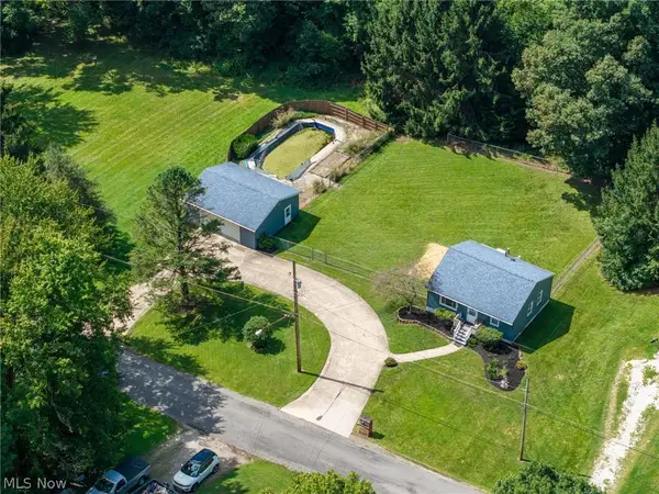 7524 N 7th Avenue, Clinton, OH 44216
