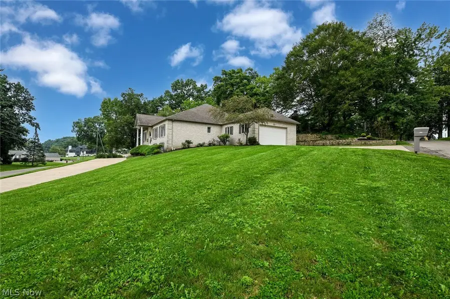 5216 East Nw Boulevard, Canton, OH 44718 - #3