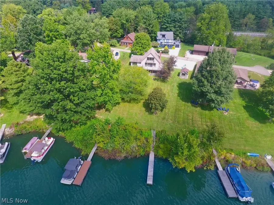 8024 Linden Sw Drive, Dellroy, OH 44620 - #3