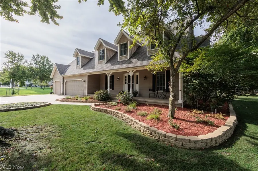 32263 Plumbrook Court, Avon Lake, OH 44012 - #2