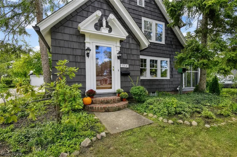 7912 Middlesex Road, Mentor, OH 44060 - #3