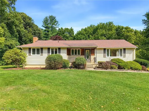 1373 Bell Road, Chagrin Falls, OH 44022
