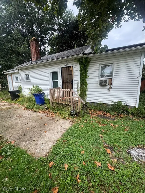 1092 E 174th Street, Cleveland, OH 44119
