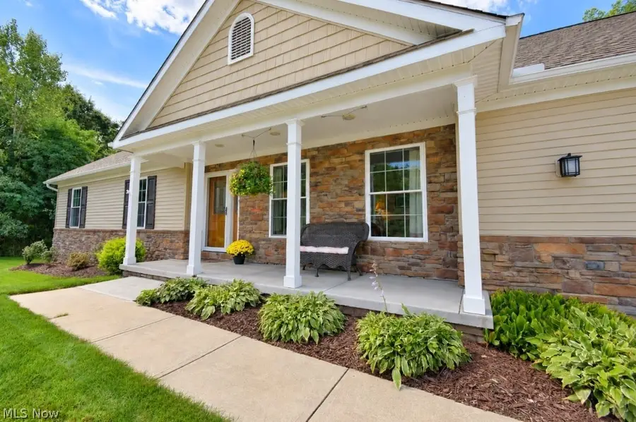 2316 Green Ridge Drive, Wickliffe, OH 44092 - #3