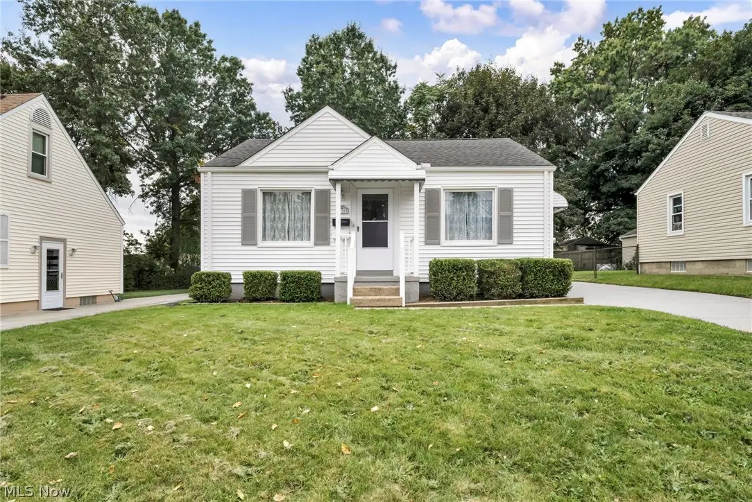 630 Barbara Avenue, Akron, OH 44306 - #1