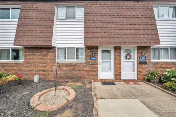 2556 Shakespeare Lane, Avon, OH 44011