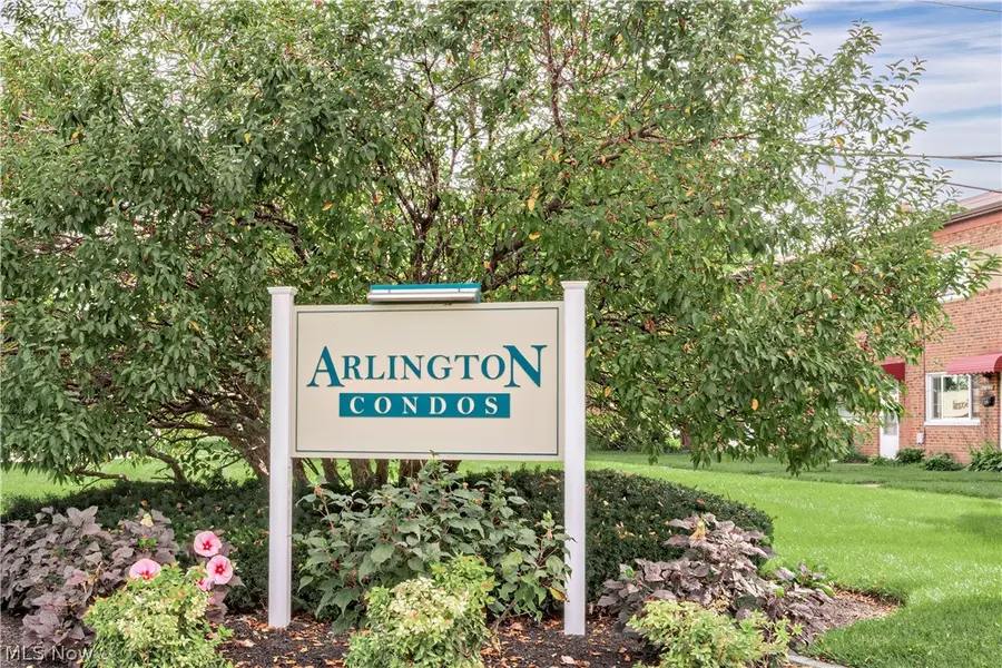 1574 Lee Terrace Drive, Wickliffe, OH 44092 - #2
