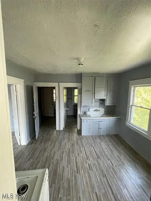 8909 Fuller Avenue, Cleveland, OH 44104 - #3