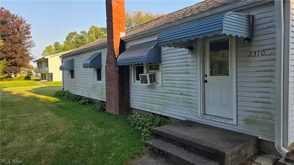 2310 Boughton Drive, Akron, OH 44320