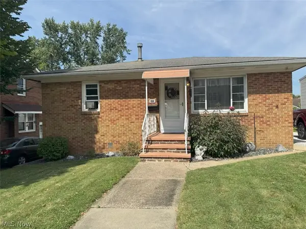 223 E Cassell Avenue, Barberton, OH 44203