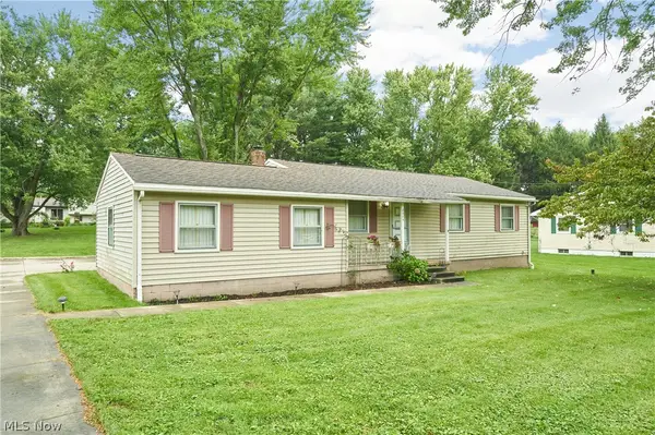 2375 Killian Road, Akron, OH 44312