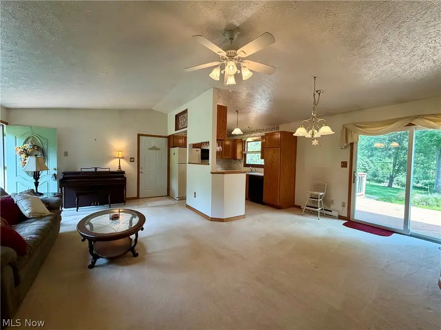 11985 Auburn Road, Chardon, OH 44024 - #3