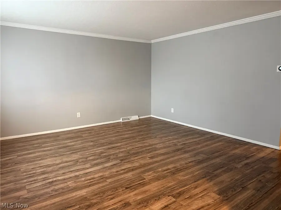 13475 Brookhaven Boulevard, Brook Park, OH 44142 - #2