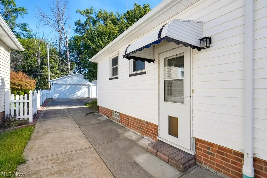 2918 Park Drive, Parma, OH 44134 - #2