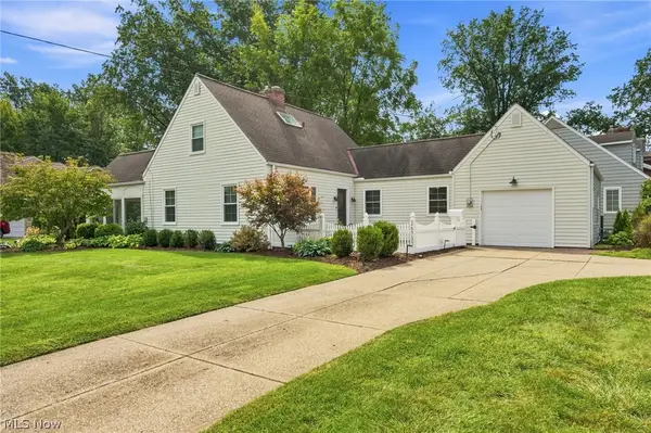 26737 Lake Road, Bay Village, OH 44140