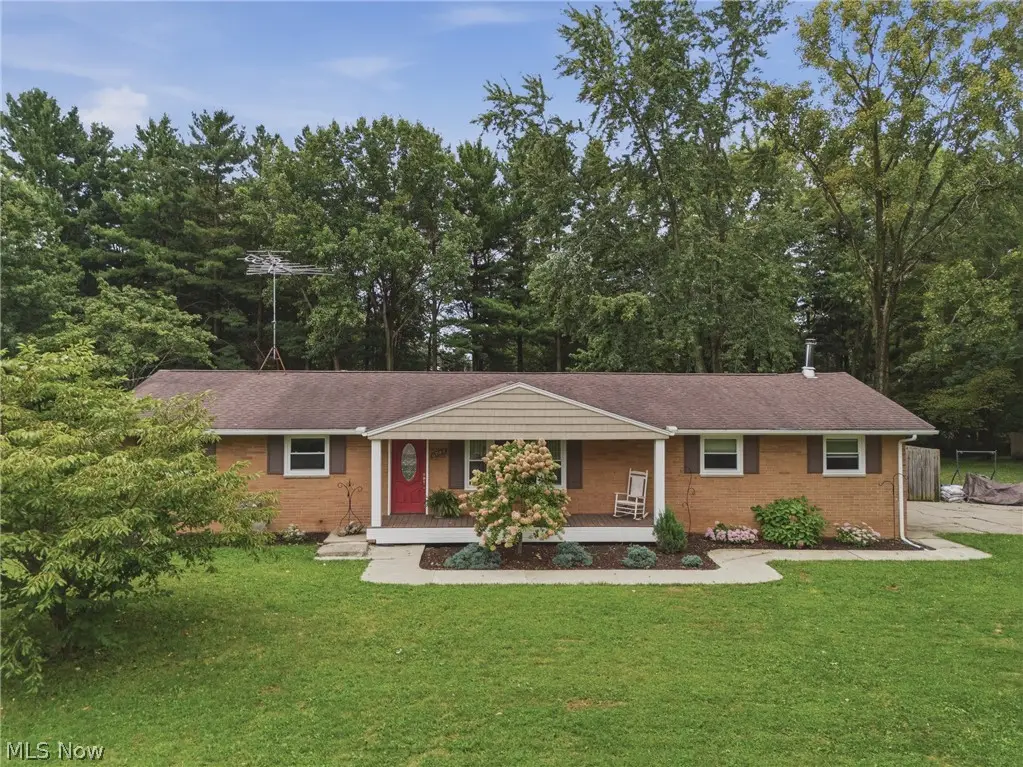 6084 Peach Street, Louisville, OH 44641 - #1