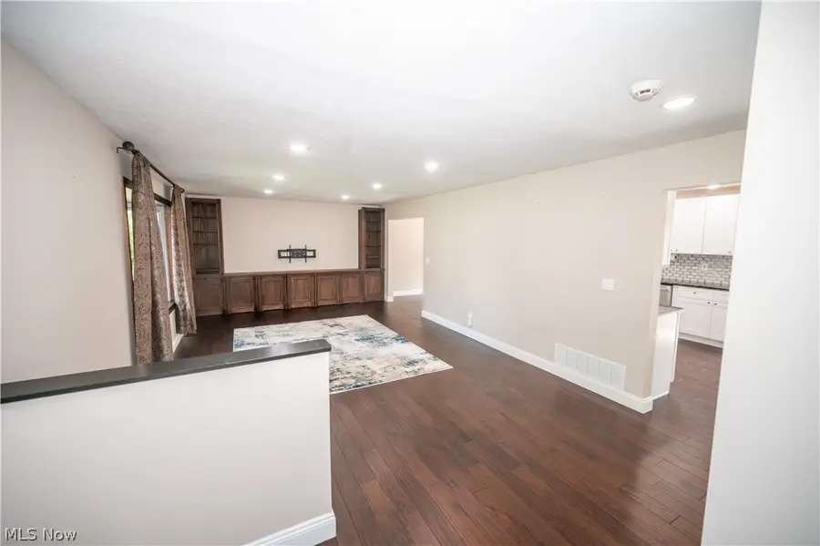 38610 Wood Road, Willoughby, OH 44094 - #2
