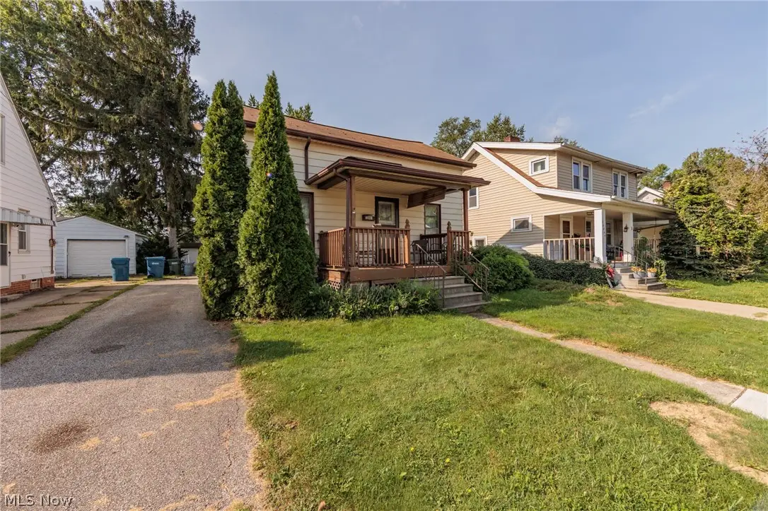 20861 Woodstock Avenue, Fairview Park, OH 44126 - #1