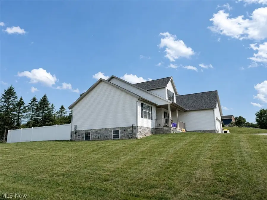 3109 Castle West Nw Circle, Massillon, OH 44647 - #2